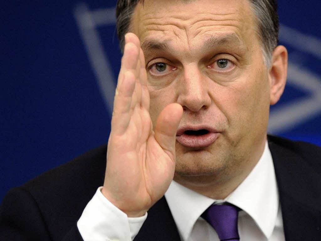 Премьер Венгрии Орбан заявил, Запад обсуждает отправку войск на Украину